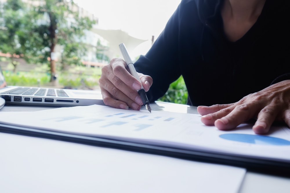 Lo sviluppo della competitivit&agrave; aziendale. Gli strumenti per la competitivit&agrave; dell impresa agricola: il piano di marketing e il piano di comunicazione